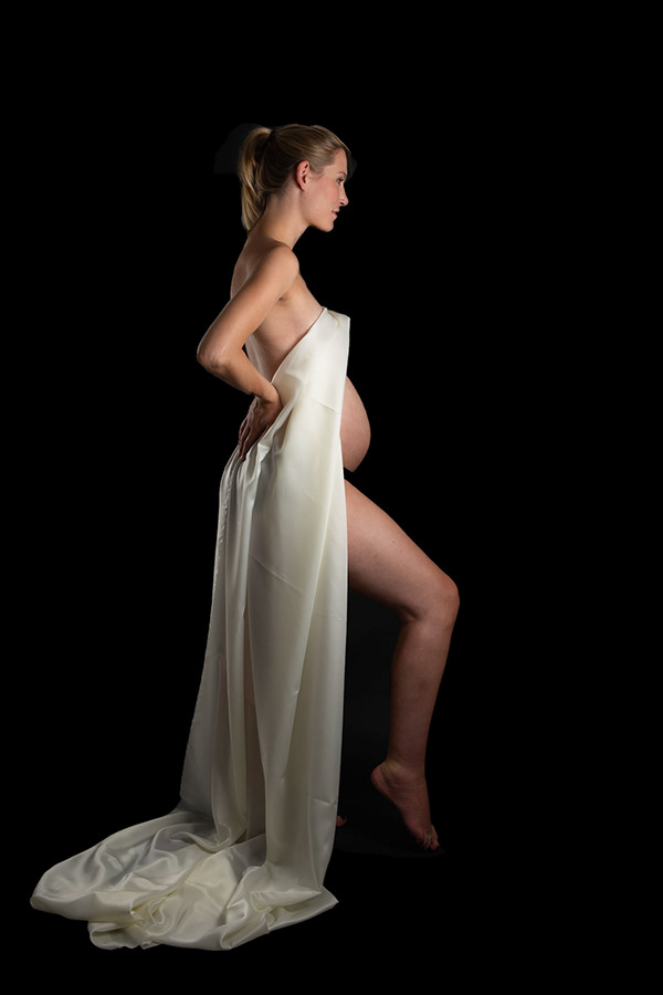 Pregnancy photograph by Jeroen Van Goey