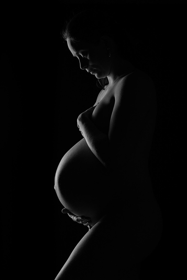 Pregnancy photograph by Jeroen Van Goey