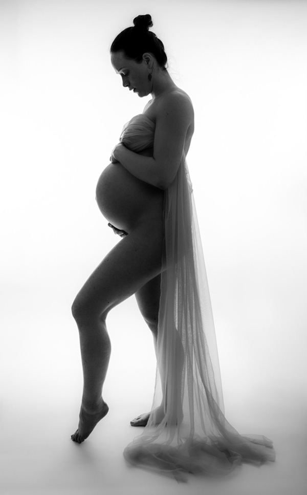 Pregnancy photograph by Jeroen Van Goey